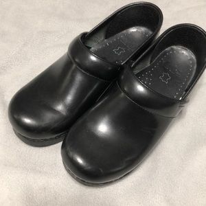 Dansko Size 38